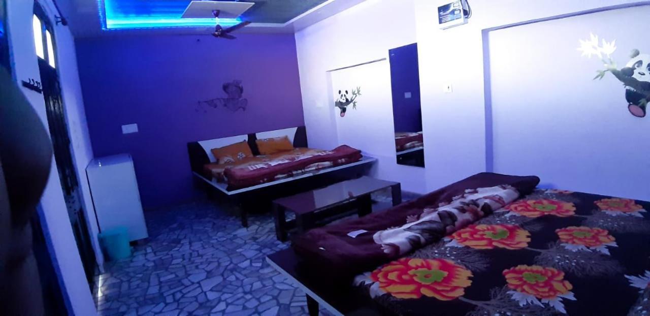 Blue Eye Backpackers Hostel Amritsar Extérieur photo
